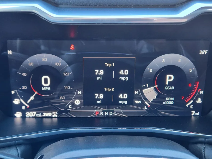 2026 GMC Canyon 4WD Elevation | Photo 10 of 20