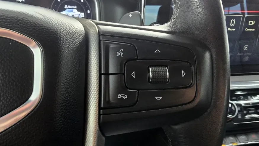 2023 GMC Sierra 1500 | Photo 17 of 31