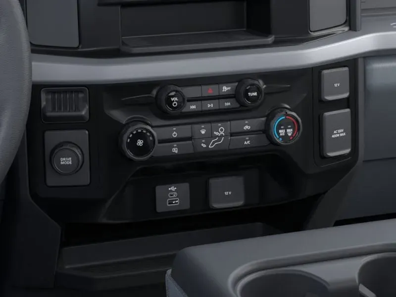 2026 Ford Super Duty F-600 | Photo 15 of 22