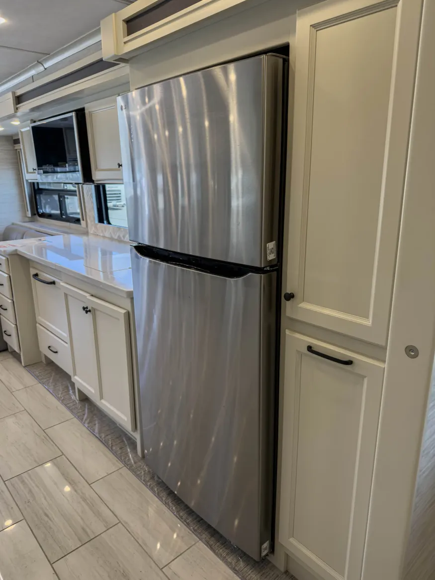 2026 Tiffin Allegro Red 37BA | Photo 20 of 28