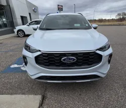 2026 Ford Escape Hybrid | Thumbnail Photo 2 of 32