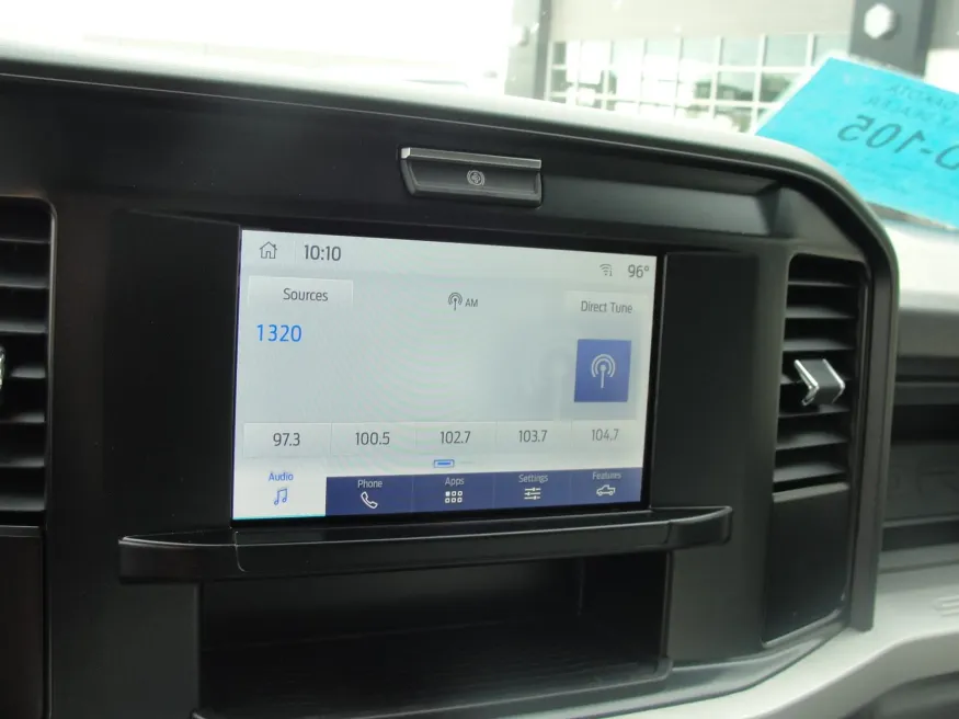 2025 Ford F-550 | Photo 12 of 17