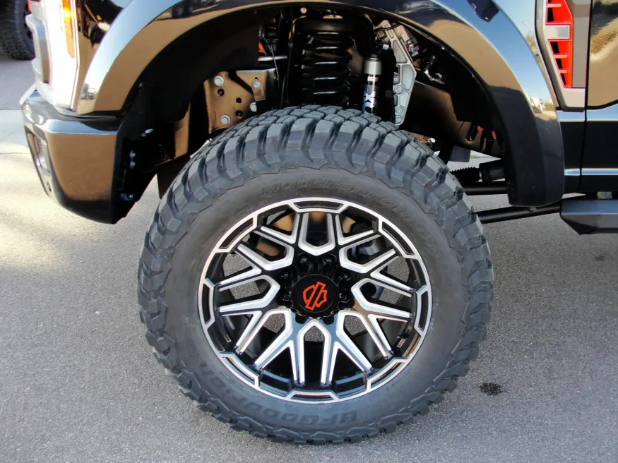 2026 Ford F-250 Lariat | Photo 19 of 19