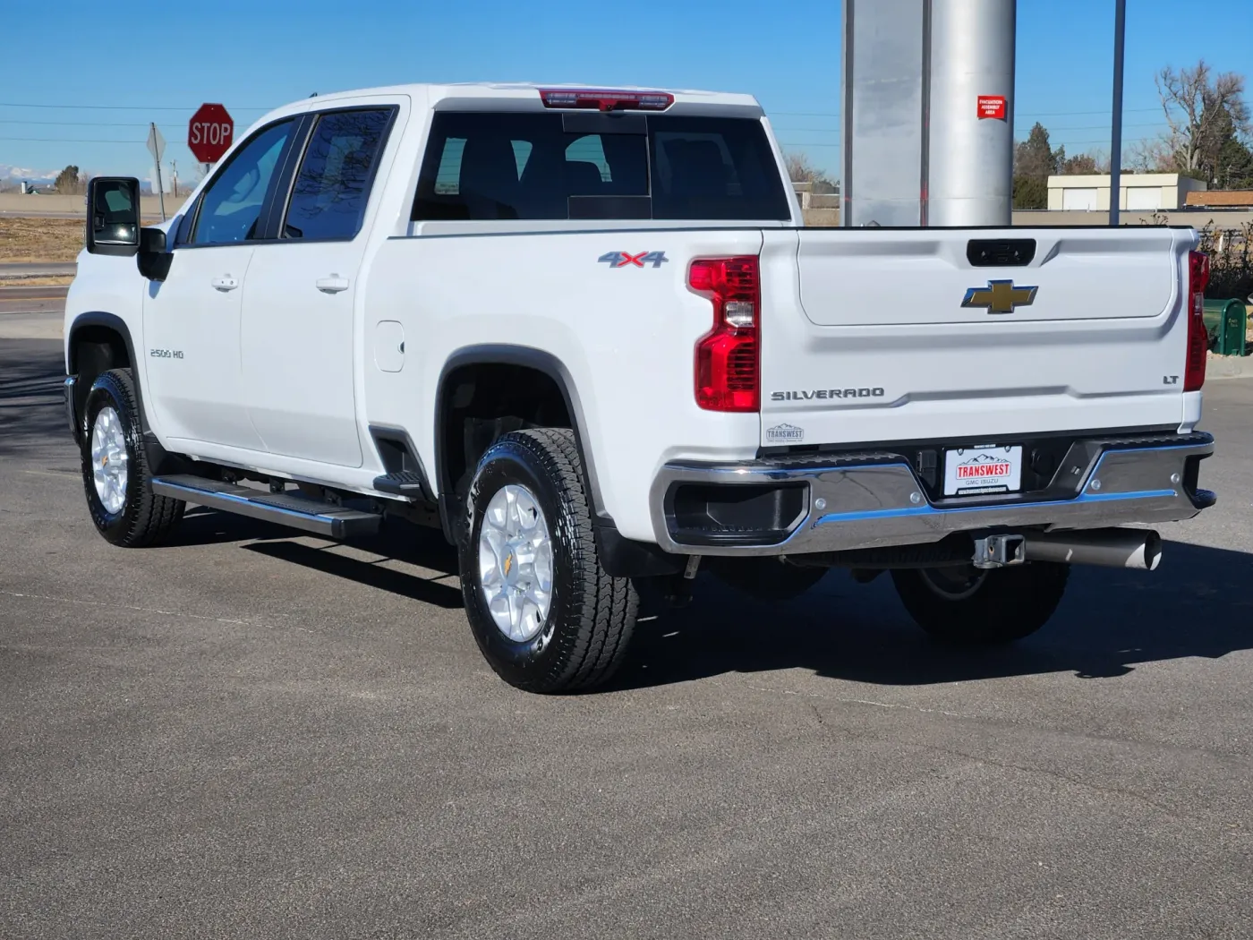 2024 Chevrolet Silverado 2500HD LT | Photo 2 of 20