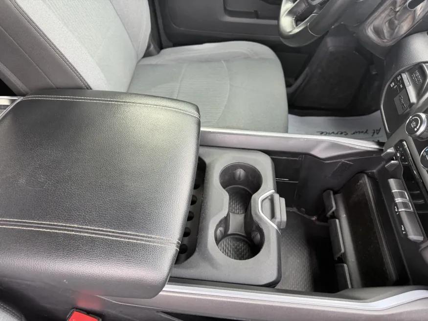 2024 RAM 2500 Big Horn | Photo 12 of 19