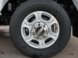 2026 Ford Super Duty F-350 XLT | Thumbnail Photo 15 of 16