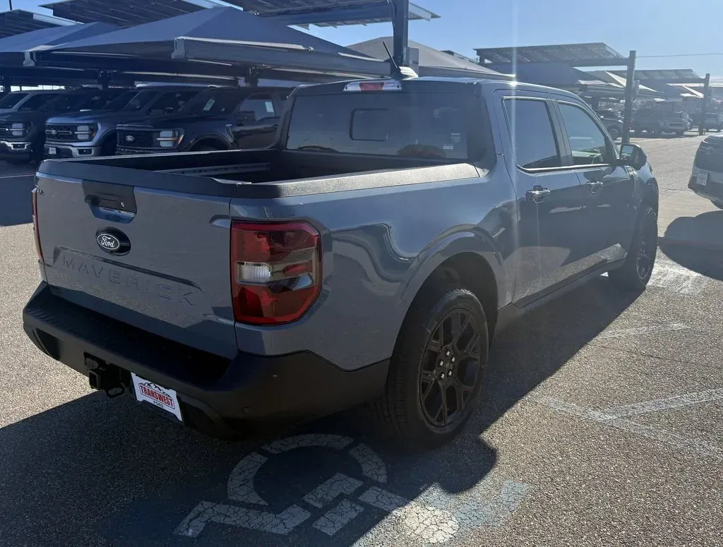 2026 Ford Maverick | Photo 4 of 21