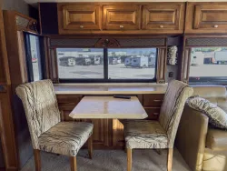 2013 Tiffin Phaeton 36QSH | Thumbnail Photo 24 of 39