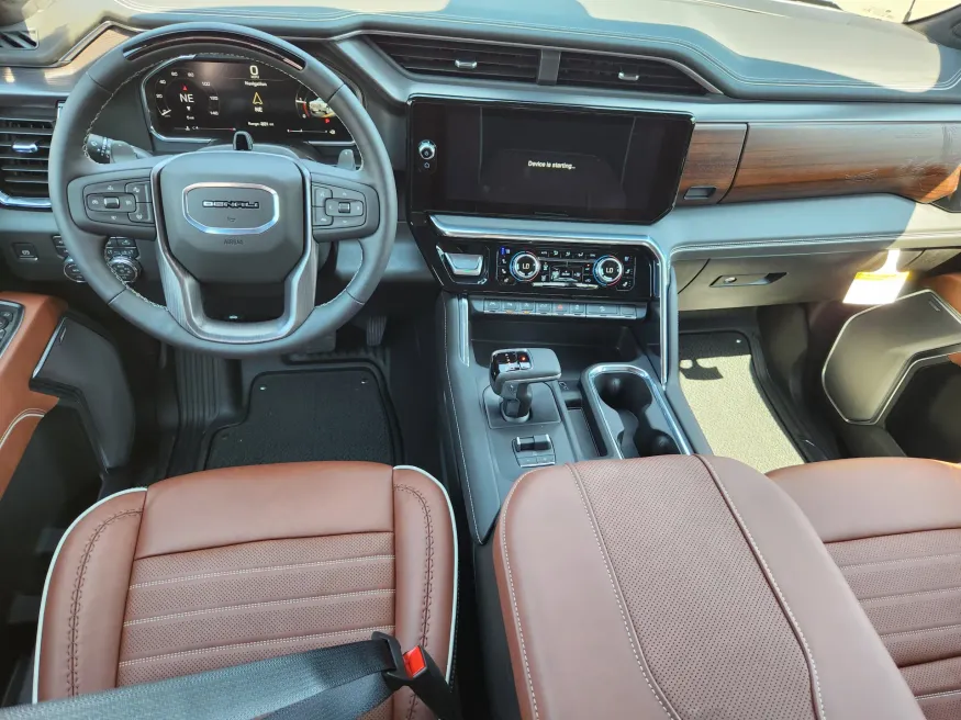 2026 GMC Sierra 1500 Denali Ultimate | Photo 11 of 31