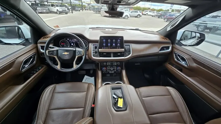 2021 Chevrolet Suburban | Photo 31 of 37