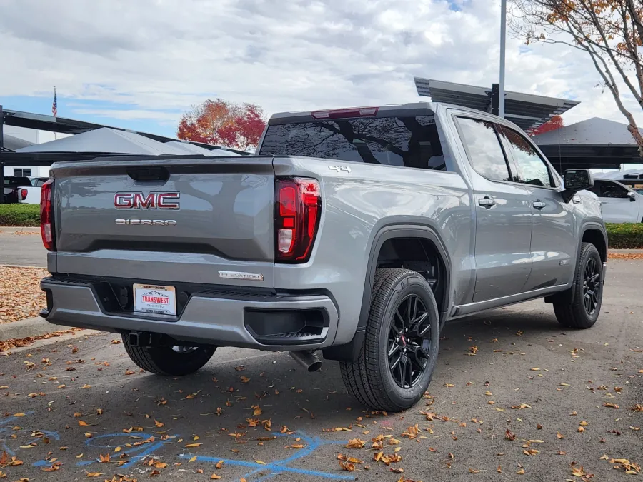 2026 GMC Sierra 1500 Elevation | Photo 2 of 28