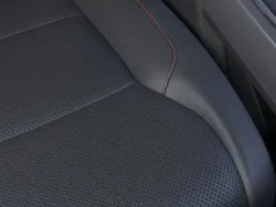 2026 Ford Super Duty F-350 Lariat | Thumbnail Photo 16 of 22