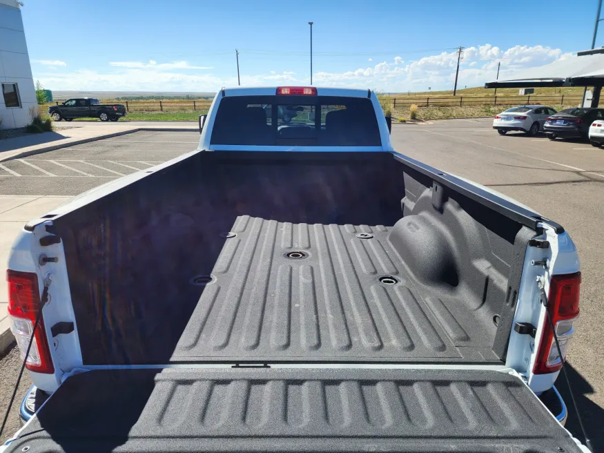 2024 RAM 3500 Tradesman | Photo 13 of 23