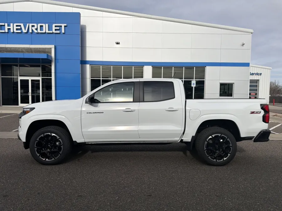 2026 Chevrolet Colorado 4WD Z71 | Photo 1 of 19