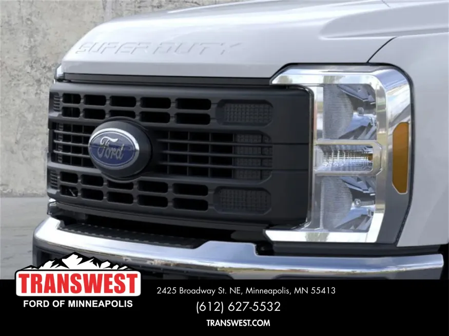 2026 Ford Super Duty F-350 | Photo 17 of 22