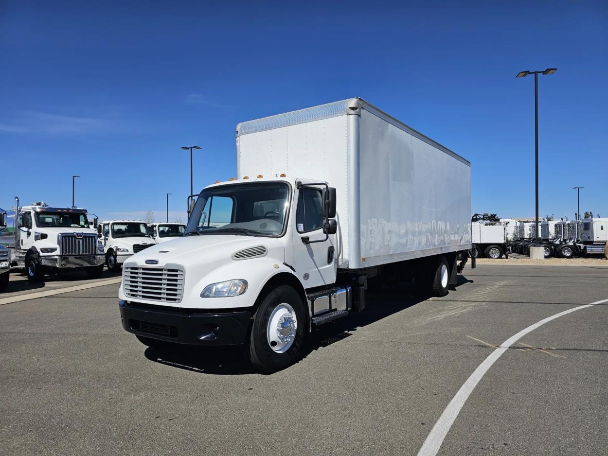 2019 Freightliner M2 106 | Photo 1 of 19