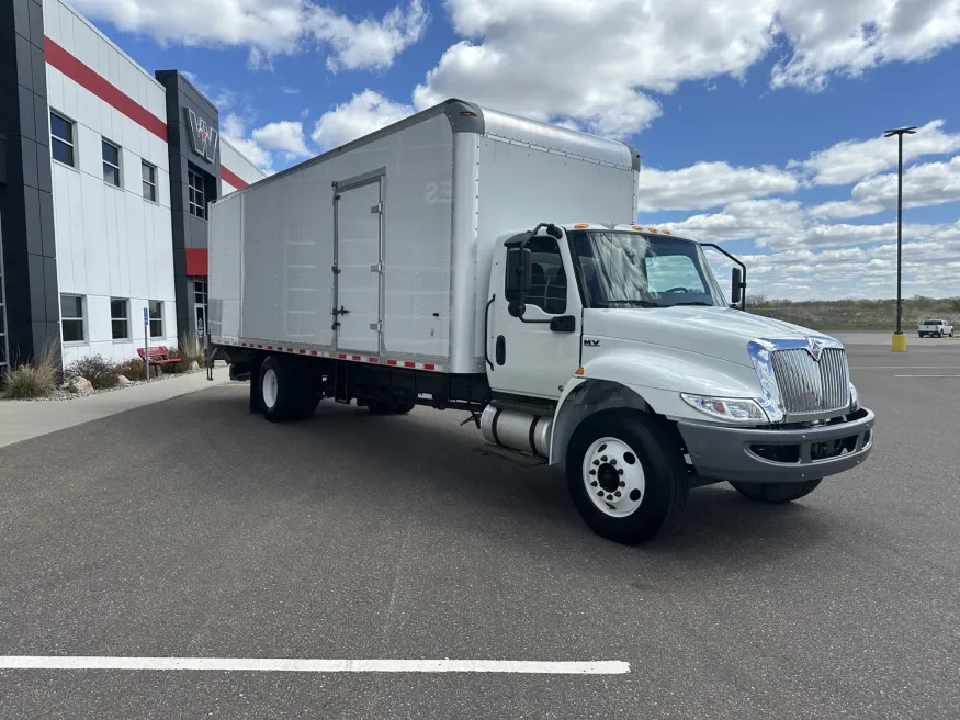 2022 International MV607 | Photo 3 of 13