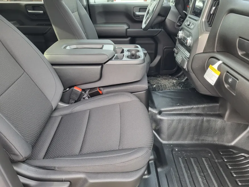 2026 GMC Sierra 2500HD Pro | Photo 9 of 23