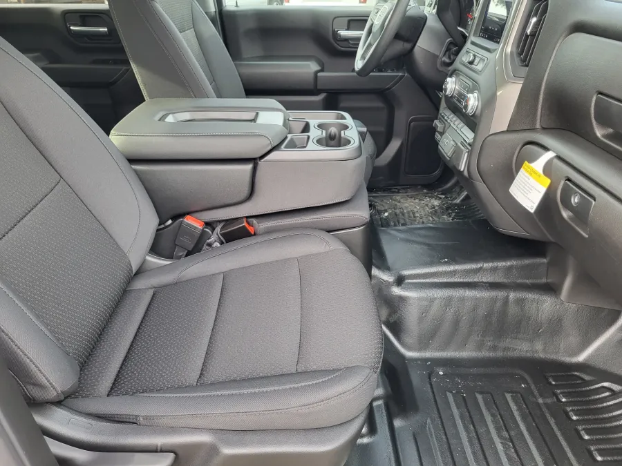 2026 GMC Sierra 2500HD Pro | Photo 9 of 23