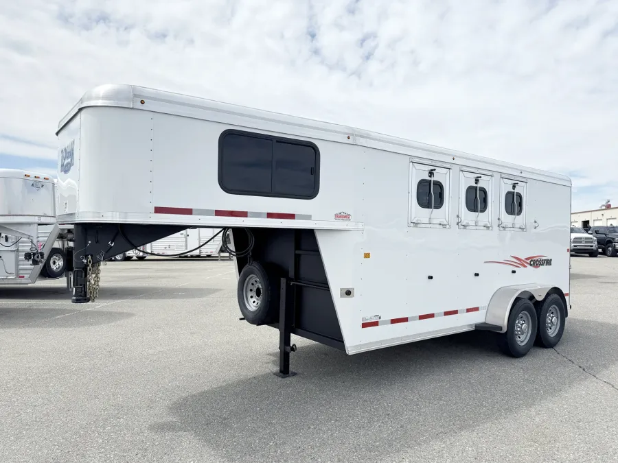 2026 Logan Coach Crossfire 3HGN | Photo 13 of 14