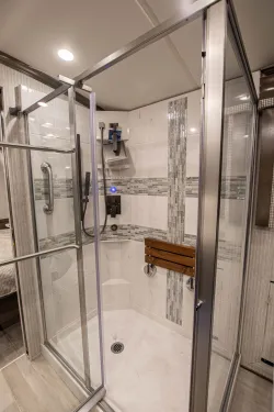 2026 Newmar Dutch Star 4369 | Thumbnail Photo 21 of 25