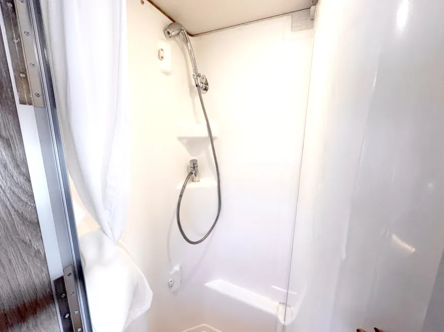 2026 Winnebago EKKO 23B | Photo 11 of 23