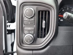 2026 GMC Sierra 2500HD Pro | Thumbnail Photo 16 of 24