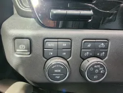 2023 Chevrolet Silverado 1500 ZR2 | Thumbnail Photo 28 of 33