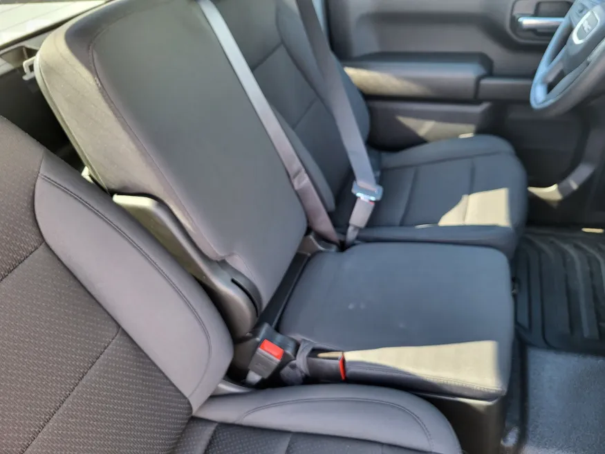 2026 GMC Sierra 1500 Pro | Photo 12 of 24