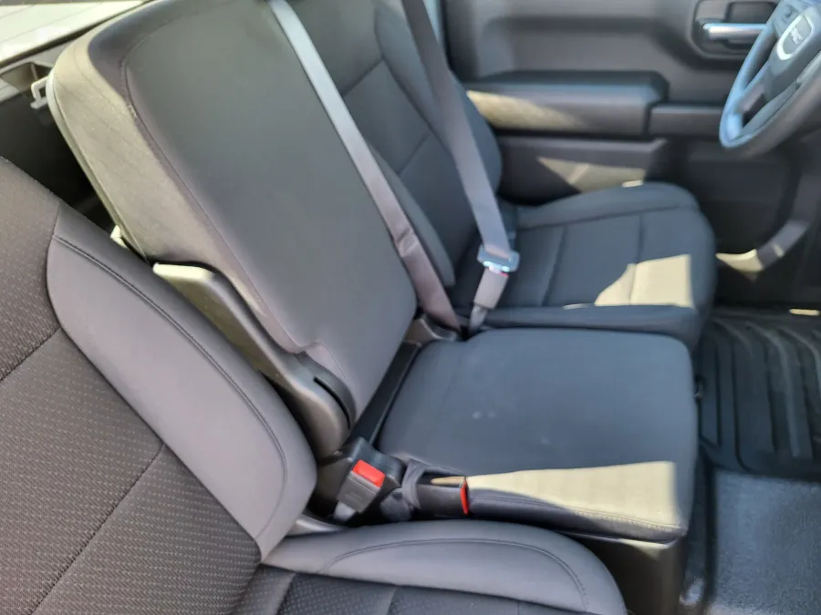 2026 GMC Sierra 1500 Pro | Photo 12 of 24