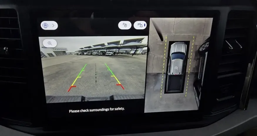 2026 Ford Super Duty F-350 | Photo 21 of 30