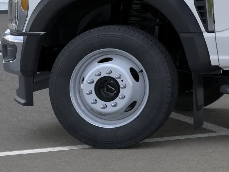 2026 Ford Super Duty F-550 XL | Photo 19 of 22