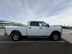 2024 RAM 2500 Big Horn | Thumbnail Photo 6 of 16