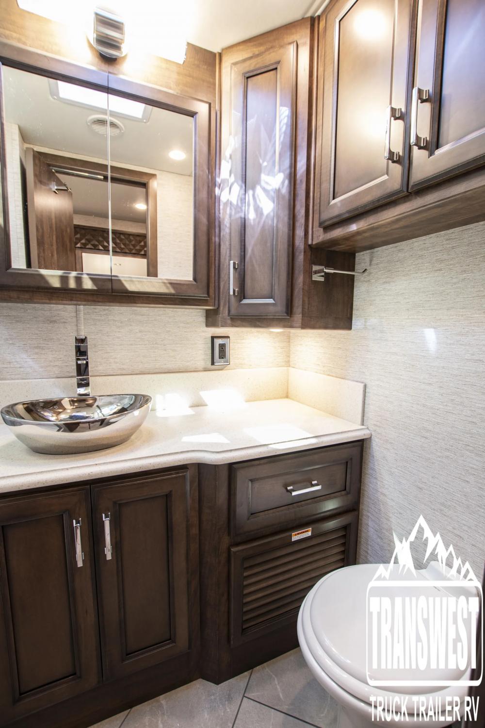 2023 Newmar Bay Star 3225 | Photo 24 of 28