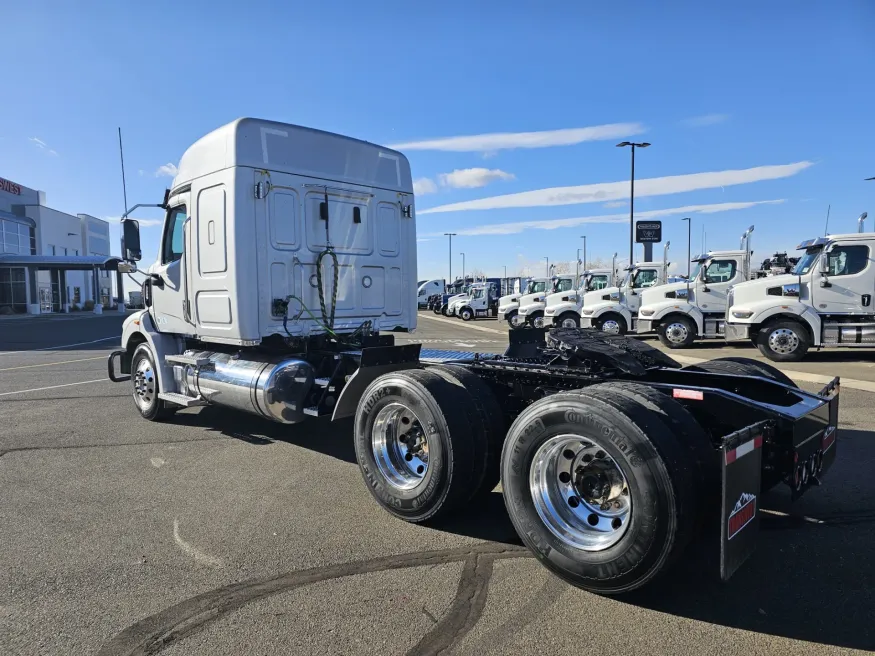 2025 Western Star 47X | Photo 7 of 19