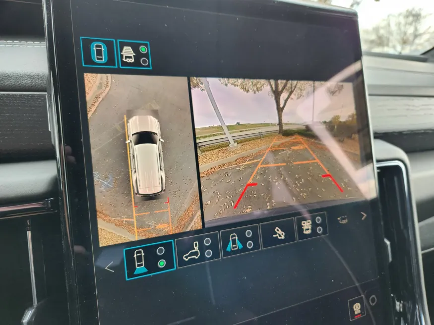 2026 GMC Yukon AT4 Ultimate | Photo 30 of 33