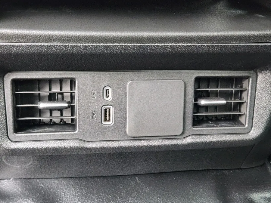 2026 GMC Sierra 2500HD Pro | Photo 18 of 21