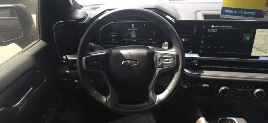 2025 Chevrolet Silverado 1500 | Photo 18 of 35