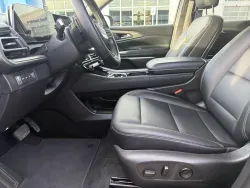 2025 Chevrolet Traverse AWD LT | Thumbnail Photo 16 of 22