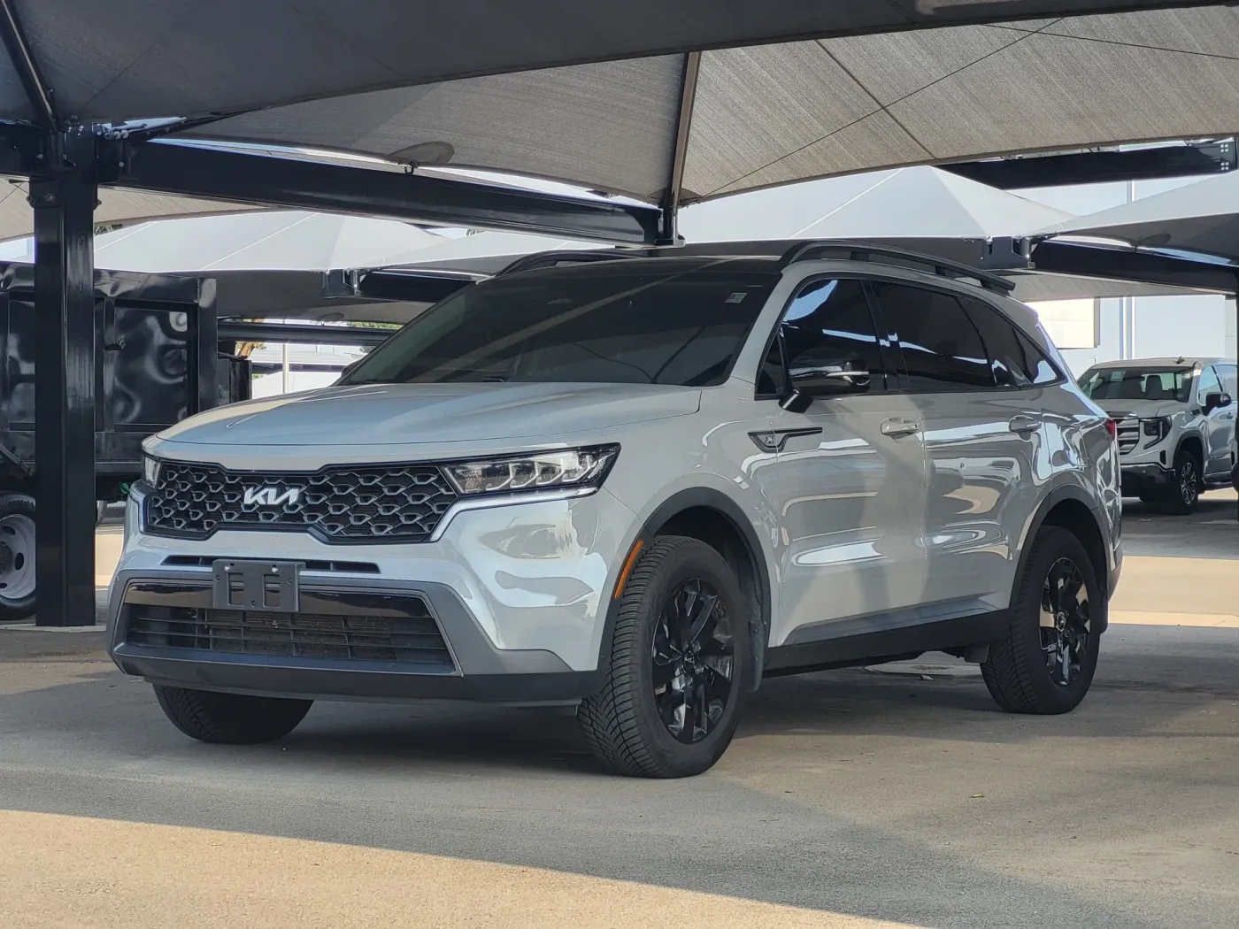 2022 Kia Sorento X-Line S | Photo 5 of 5