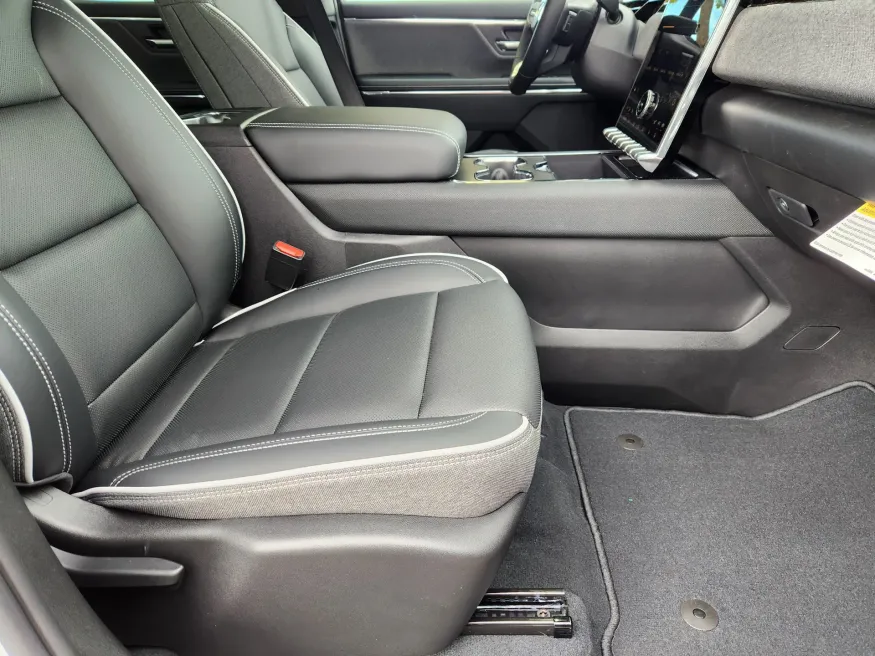 2026 GMC Sierra EV Standard Range Elevation | Photo 18 of 28