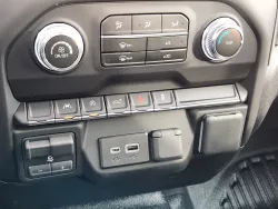 2026 GMC Sierra 1500 Pro | Thumbnail Photo 16 of 20