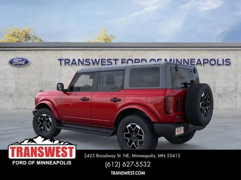 2026 Ford Bronco Outer Banks | Photo 3 of 25