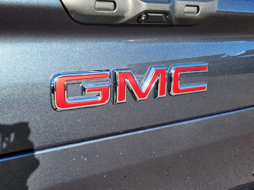 2026 GMC Sierra EV Standard Range Elevation | Photo 14 of 29