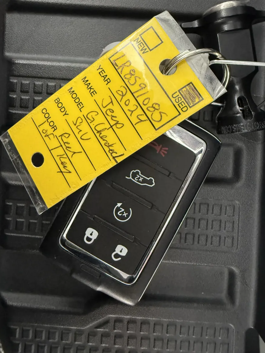 2024 Jeep Grand Cherokee L Limited | Photo 22 of 23