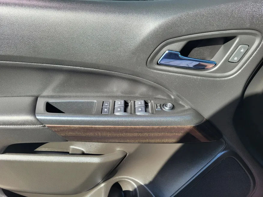 2019 GMC Canyon 4WD SLE | Photo 18 of 24