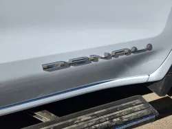 2026 GMC Sierra 1500 Denali | Thumbnail Photo 19 of 31