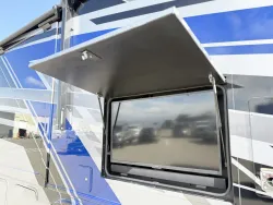 2025 Thor Palazzo GT 33.6 | Thumbnail Photo 25 of 30