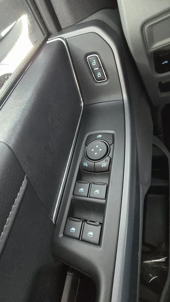 2026 Ford F-150 | Photo 11 of 29