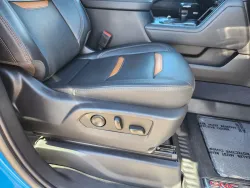 2023 GMC Sierra 1500 AT4 | Thumbnail Photo 18 of 31